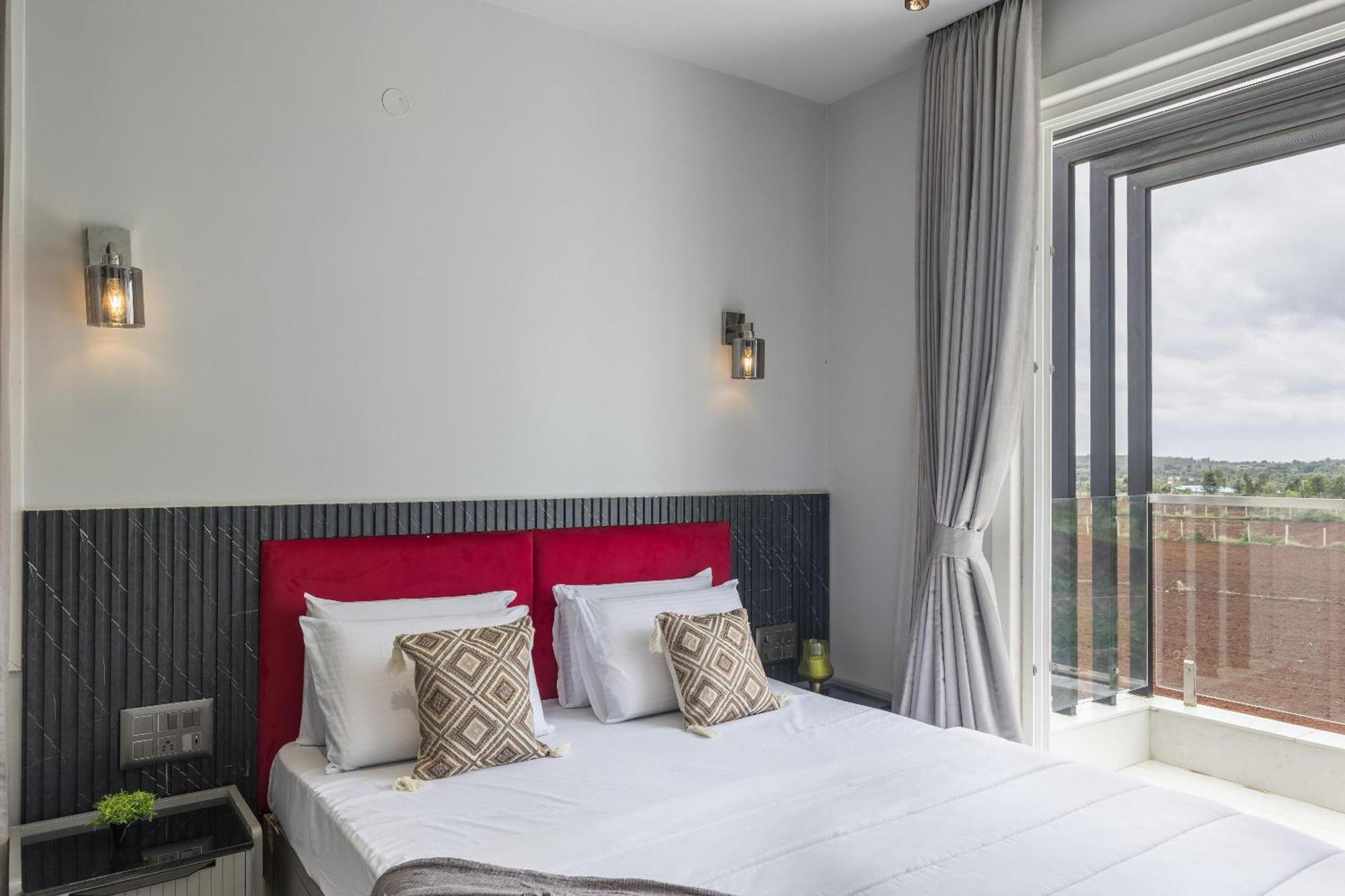 Celestial Sapphire Villa Pvt Pool Veg Food 4Bhk Dod Ballāpur المظهر الخارجي الصورة