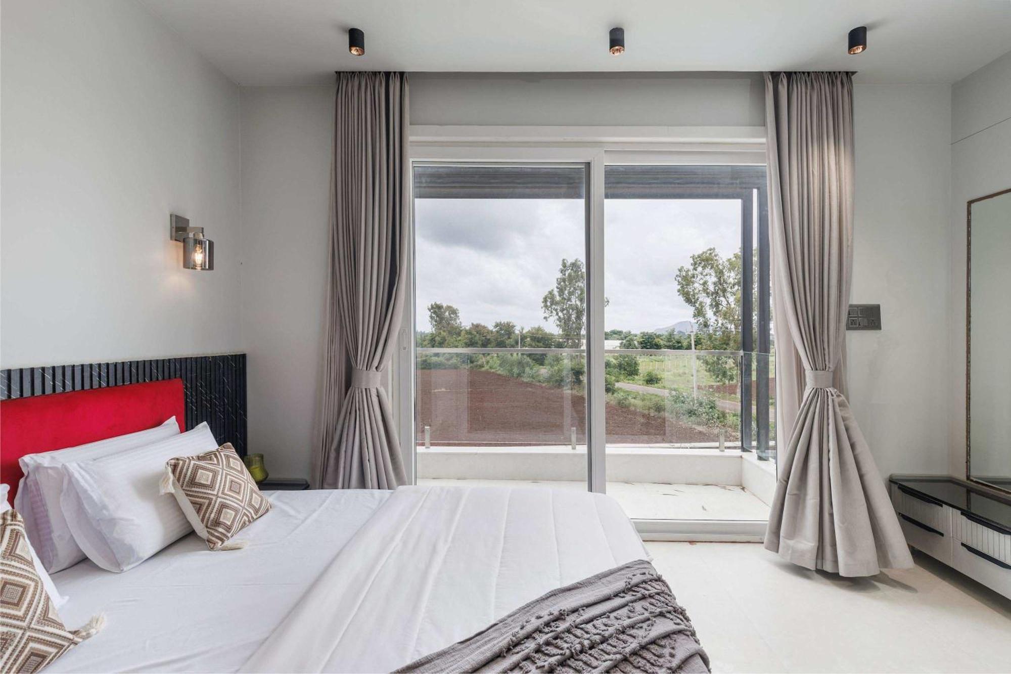 Celestial Sapphire Villa Pvt Pool Veg Food 4Bhk Dod Ballāpur المظهر الخارجي الصورة